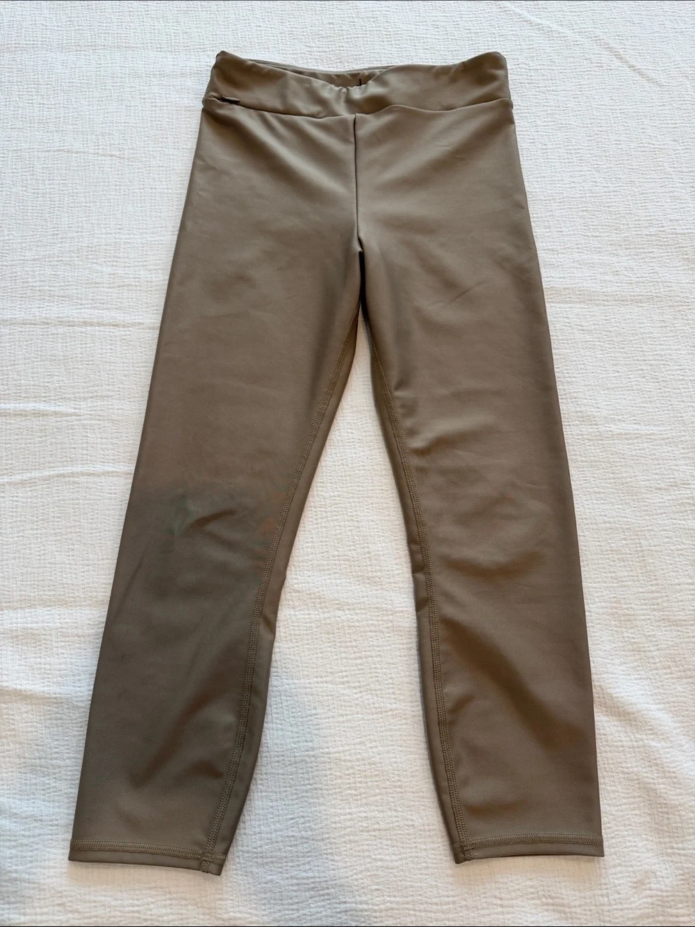 AIRLIFT
HIGH-WAIST CONCEAL-ZIP
CAPRI - Picture 5 of 6